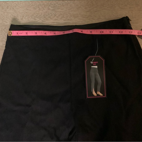 No Boundaries Millennium Skinny Pants Size Small (3 - 5) NWT - Picture 11 of 14